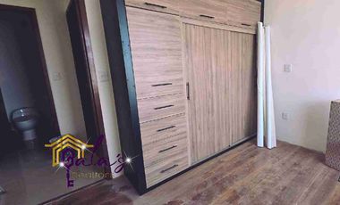 AMPLIO DEPARTAMENTO REMODELADO!!