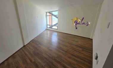 AMPLIO DEPARTAMENTO REMODELADO!!