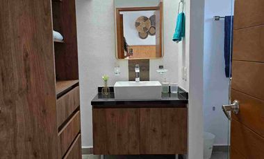 Renta Hermosa Casa Amueblada !!!