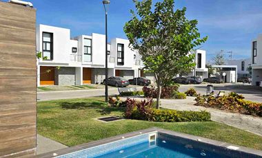 Renta Hermosa Casa Amueblada !!!