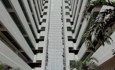 Luxury condo located in a business  1 Bed, 2 Bath 93.22 SQM. @ Grand View Condo Pattaya