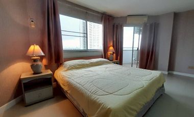 Luxury condo located in a business  1 Bed, 2 Bath 93.22 SQM. @ Grand View Condo Pattaya