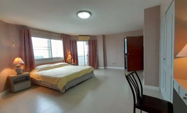 Luxury condo located in a business  1 Bed, 2 Bath 93.22 SQM. @ Grand View Condo Pattaya