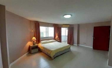 Luxury condo located in a business  1 Bed, 2 Bath 93.22 SQM. @ Grand View Condo Pattaya