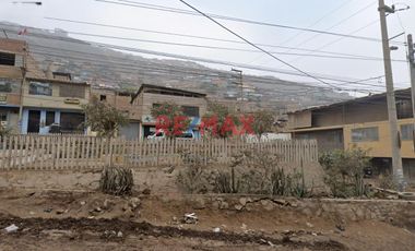 Se Vende Casa Comercial En Villa María Del Triunfo - Rafael Chacon