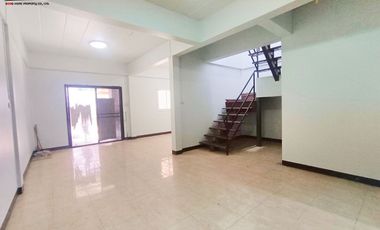 หมู่บ้านศศิธร 18 ทำเล : สวนดอกไม้ - สระบุรี