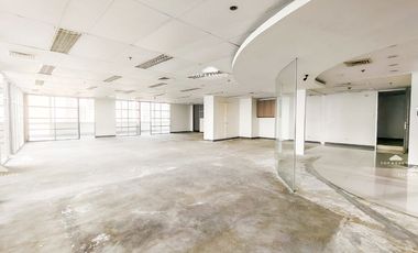 400 sqm Office Space in Makati City at The World Center Building