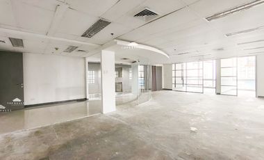 400 sqm Office Space in Makati City at The World Center Building