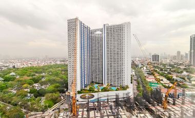 400 sqm Office Space in Makati City at The World Center Building