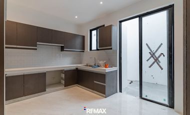 Townhouse for Sale in Garden Homes Abelardo, Parañaque City