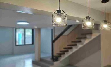 Newly Renovated 6 Bedroom House in Scout Area in Quezon City for Lease