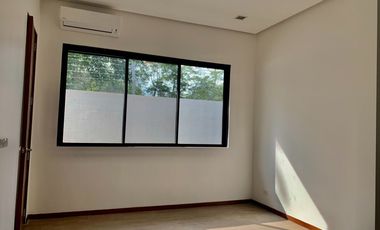 3 Bedroom Bungalow House for RENT inside Clark Freeport Zone