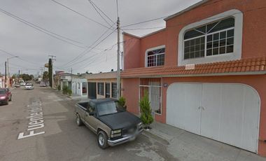 Casa en venta en Fuente del Descanso Las Fuentes, Durango, Dgo.