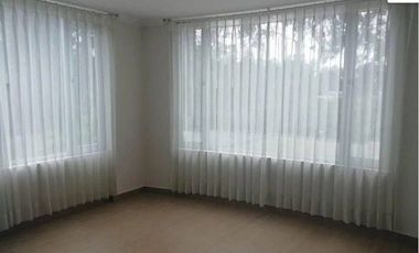 EN RENTA DEPARTAMENTO 4 DORMITORIOS - SAN MIGUEL DE CONOCOTO