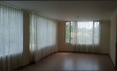 EN RENTA DEPARTAMENTO 4 DORMITORIOS - SAN MIGUEL DE CONOCOTO