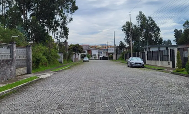 EN RENTA DEPARTAMENTO 4 DORMITORIOS - SAN MIGUEL DE CONOCOTO