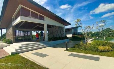 Pre-Selling Townhouse, 4 Bedrooms End Unit for Sale in Dasmariñas, Cavite