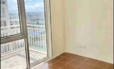 For Sale 2BR with balcony Lipat Agad Condo in Ugong Pasig near Tiendesitas