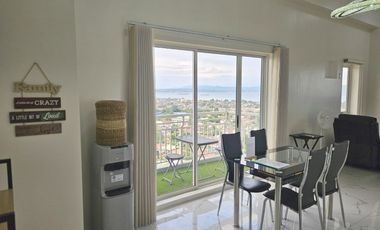 Bundle Sale / Rent By Owner 1BR (23rd Floor Penthouse) Corner Unit (53sqm.) with Parking Slot