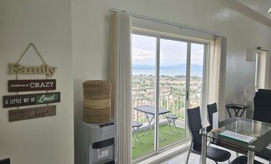 Bundle Sale / Rent By Owner 1BR (23rd Floor Penthouse) Corner Unit (53sqm.) with Parking Slot