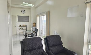Bundle Sale / Rent By Owner 1BR (23rd Floor Penthouse) Corner Unit (53sqm.) with Parking Slot
