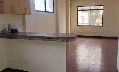 Rento Departamento Miraflores, Guayaquil - Planta alta con garaje, ubicación perfecta para universitarios y profesionales