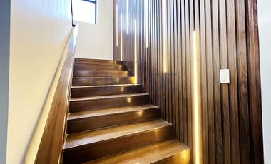 Mirala Nuvali 6 Bedrooms Modern Contemporary House For Sale, Calamba, Laguna