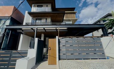 Ultra-Modern 6Bedrooms House and Lot w/ Swimming Pool for Sale in Filinvest 2 Qc
