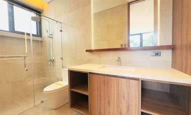 Ultra-Modern 6Bedrooms House and Lot w/ Swimming Pool for Sale in Filinvest 2 Qc