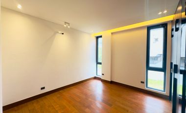 Ultra-Modern 6Bedrooms House and Lot w/ Swimming Pool for Sale in Filinvest 2 Qc
