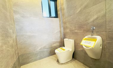 Ultra-Modern 6Bedrooms House and Lot w/ Swimming Pool for Sale in Filinvest 2 Qc
