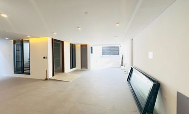 Ultra-Modern 6Bedrooms House and Lot w/ Swimming Pool for Sale in Filinvest 2 Qc