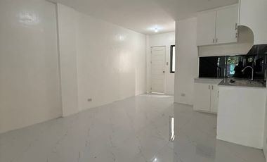 2 Storey Townhouse for sale in near Quirino Highway very near Mindanao Avenue