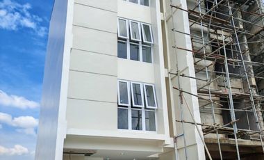 DP Payable up to 42 Months Townhouse for sale in Project 8 Quezon City EDSA Congressional