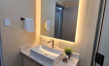 DP Payable up to 42 Months Townhouse for sale in Project 8 Quezon City EDSA Congressional