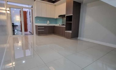 Elegant 2 Storey Townhouse for sale in Mapayapa Village near Holy Spirit Commonwealth Quezon City