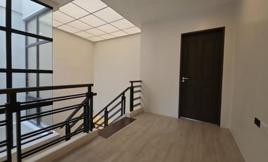 Elegant 2 Storey Townhouse for sale in East Fairview near Commonwealth Quezon City