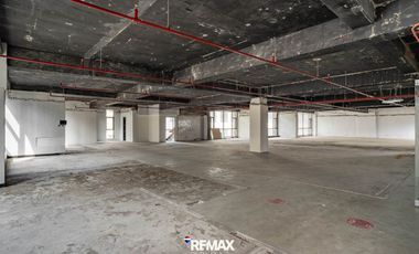 590 sqm Office Space For Rent in Finman Centre Building, Makati City