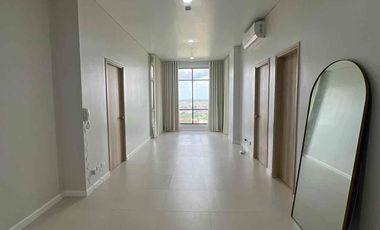 2 Bedroom Unit for Sale Cerca Alabang with Two Parking Lots