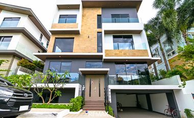 3 Storey House for Rent in Mckinley Hill Village, Taguig