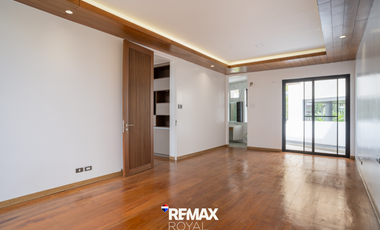 3 Storey with Basement for Sale in McKinley Hill Village Taguig City