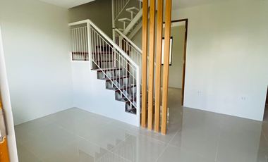 For Sale Townhouse,smart home features, 3 Bedroom, 2 Toilet & bath in Dasmari