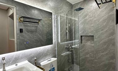 3BR Loft Unit w/ Parking FOR LEASE / RENT at Mayfair Tower UN Ave. Ermita Manila