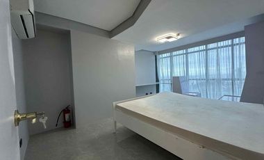 3BR Loft Unit w/ Parking FOR LEASE / RENT at Mayfair Tower UN Ave. Ermita Manila