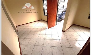SE ARRIENDA CASA DE 4 DORMITORIOS SECTOR SANGOLQUI - VALLE DE LOS CHILLOS