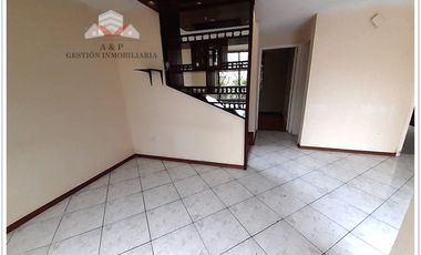 SE ARRIENDA CASA DE 4 DORMITORIOS SECTOR SANGOLQUI - VALLE DE LOS CHILLOS