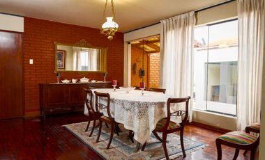 Venta - Casa en Valle Hermoso, Surco.