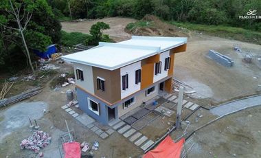 3 BR Townhouse Model at Paseo de Lipa-LEVANA MODEL