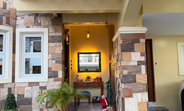 Brand new house w/ 5 bedrooms