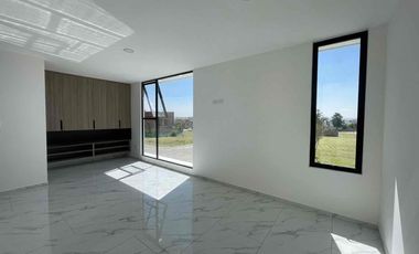 Casa en Venta en Parque Sofía, 3 Recámaras, a min de Sonata